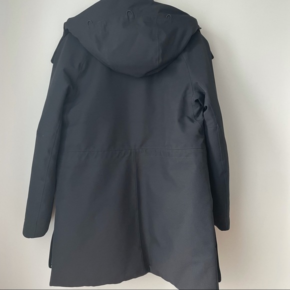 THE NORTH FACE LINED RAIN / SLEET JACKET - Picture 11 of 15